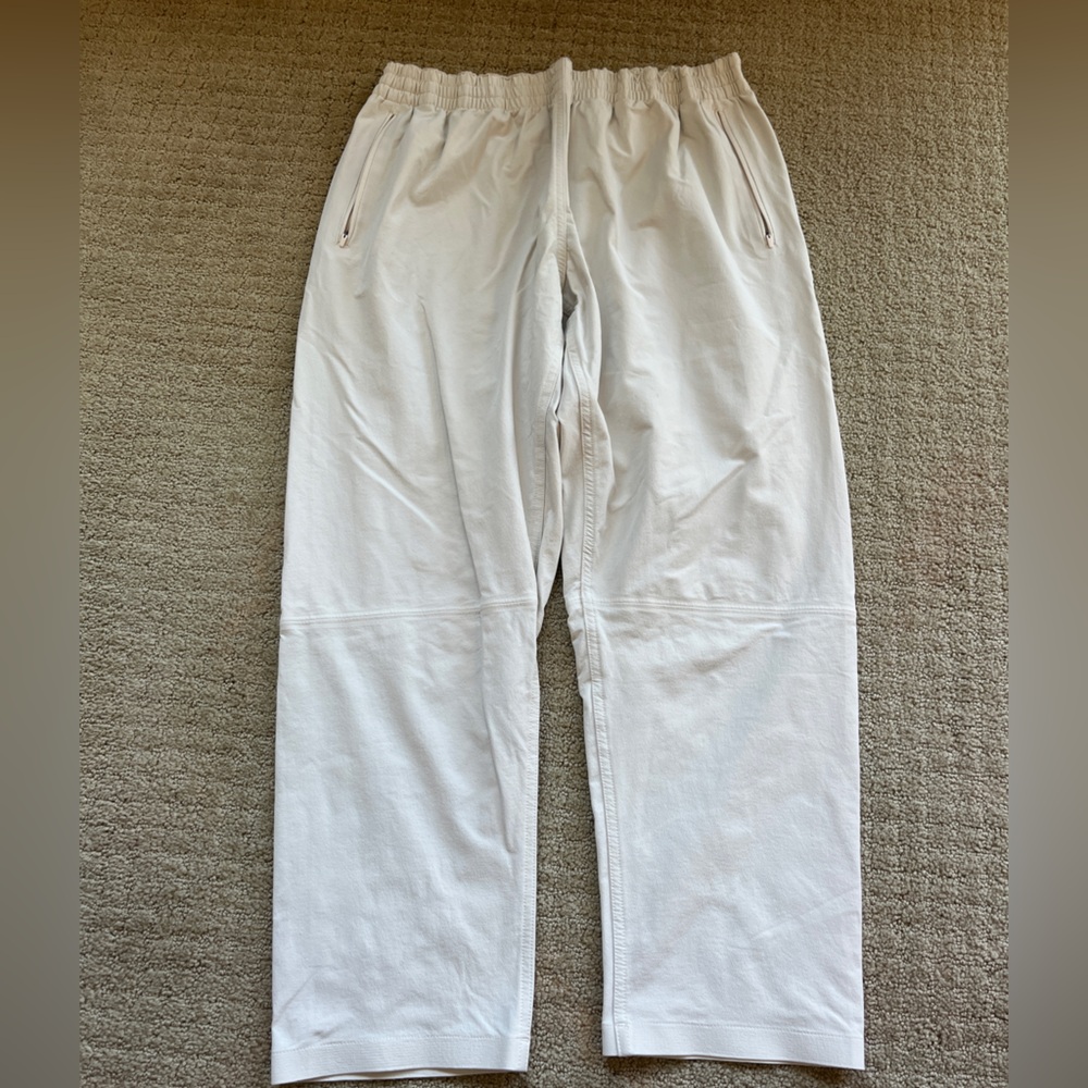 Outdoor Voices RecTrek 26” Inseam Bone Pants XL NEARLY NEW CONDITION HARDLY WORN